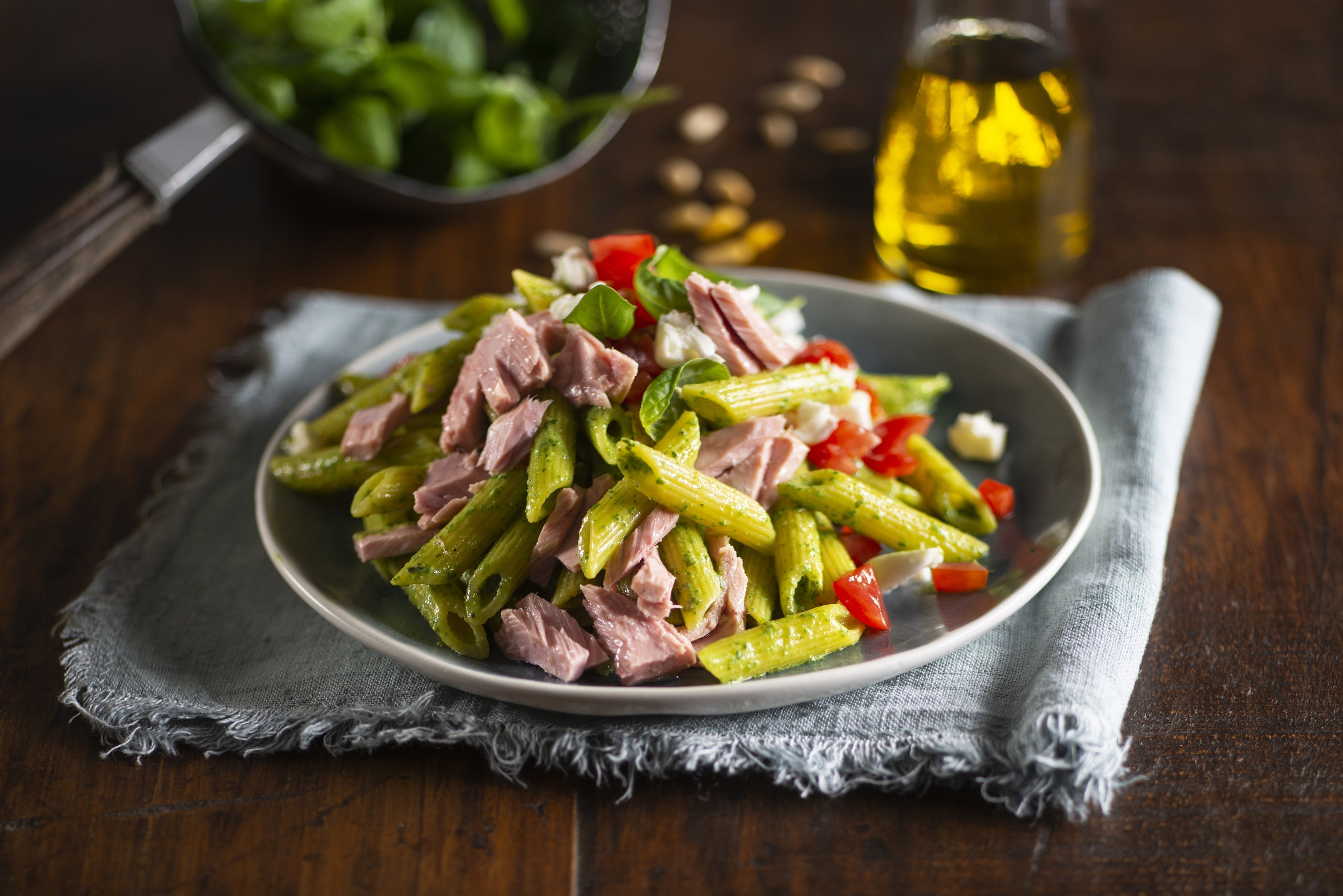 Pasta with Pesto, Tuna and Mozzarella